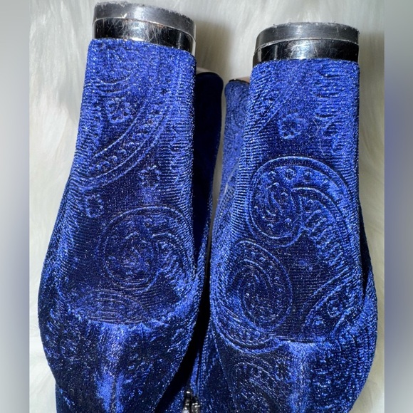 Who What Wear Navy Velvet Boots - Picture 9 of 10